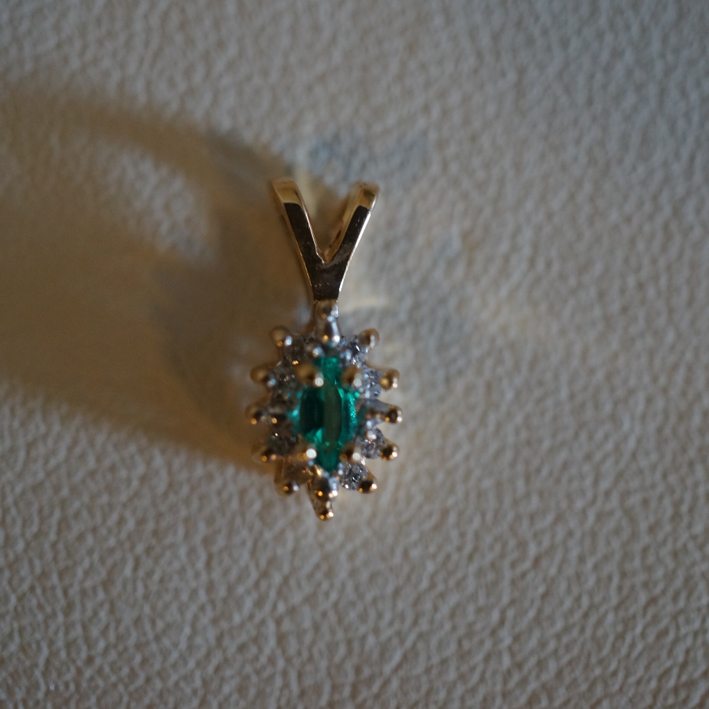 14ky Gold Genuine Emerald  Diamond Pendant
